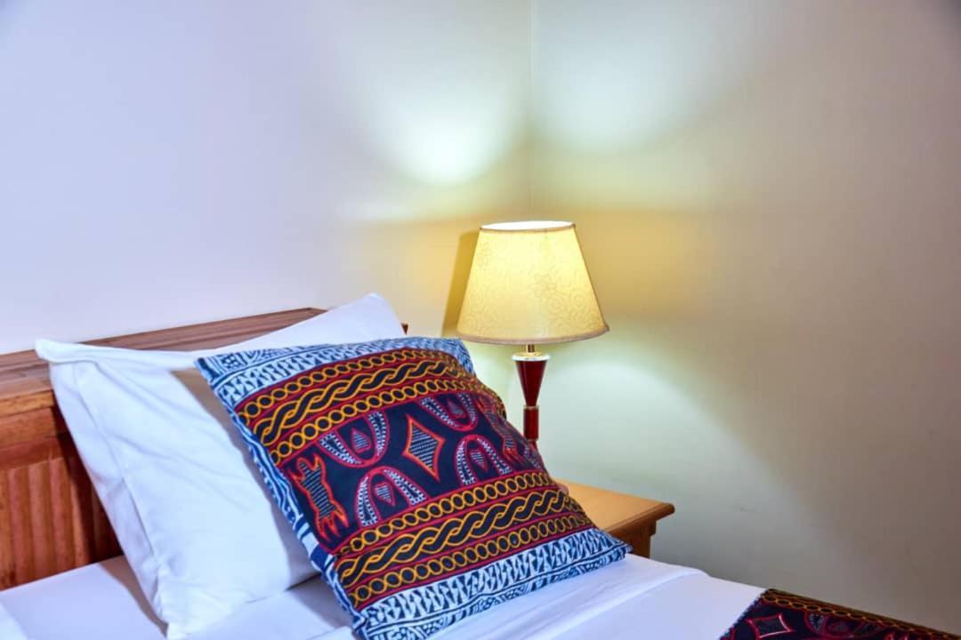 Congress Hotel Yaounde Luaran gambar