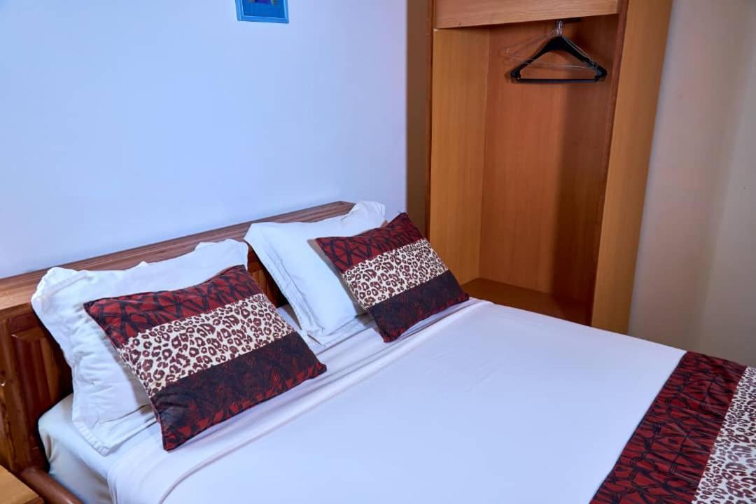 Congress Hotel Yaounde Luaran gambar