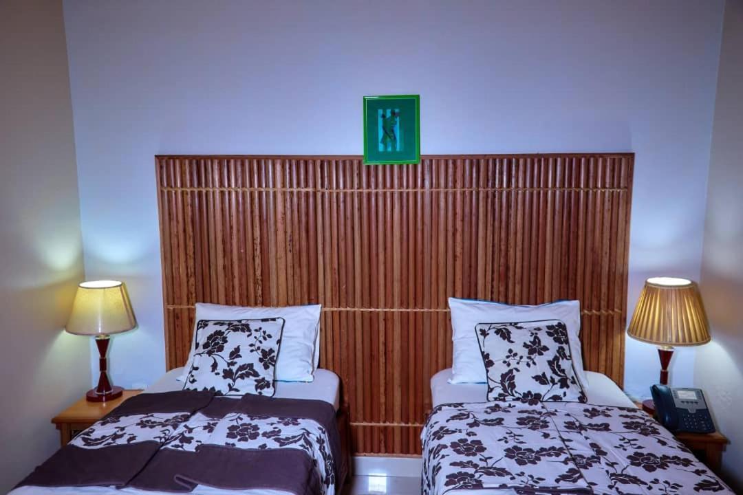 Congress Hotel Yaounde Luaran gambar